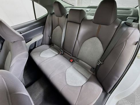 Certified 2020 Toyota Camry LE image 8