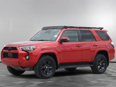 Used 2020 Toyota 4Runner SR5 Premium AWD/4WD image 8