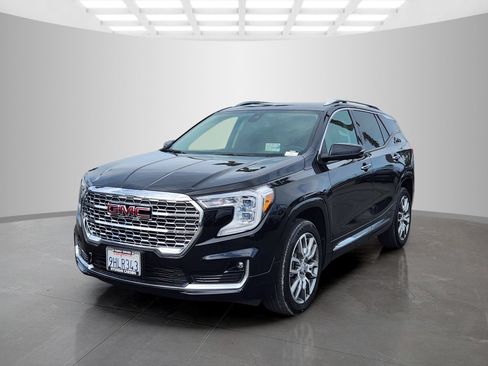 Used 2023 GMC Terrain Denali w/ LPO, Cargo Package AWD/4WD image 3
