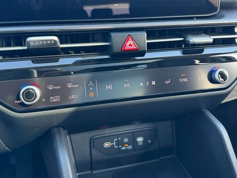 New 2026 Kia Sportage EX AWD/4WD image 23