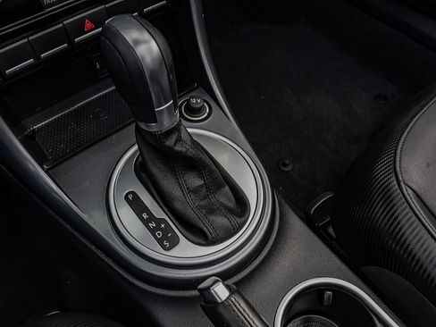 Used 2019 Volkswagen Beetle 2.0T SE FWD image 29