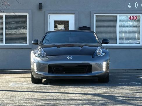 Used 2020 Nissan 370Z Touring w/ Aerodynamics Package image 2