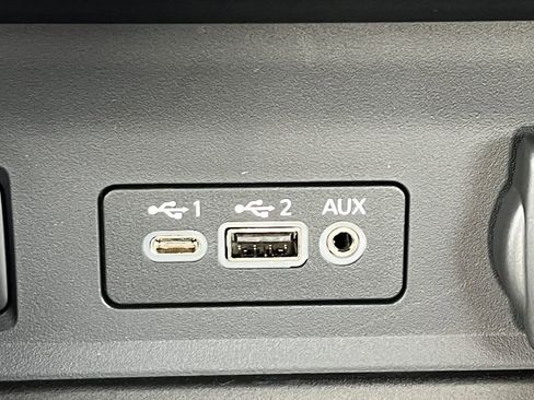 New 2025 Nissan Sentra SR w/ SR Premium Package image 6