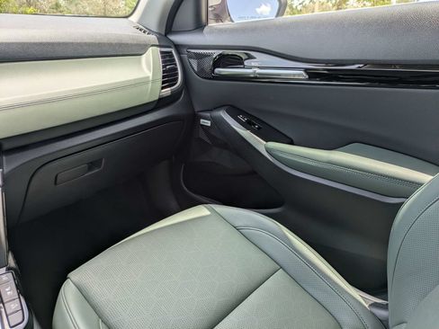 Used 2024 Kia Seltos SX w/ SX Sunroof Package AWD/4WD image 20
