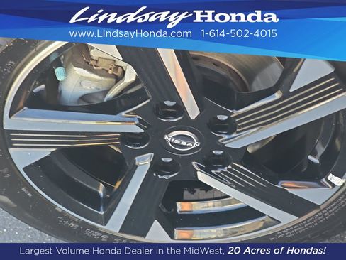 Used 2024 Nissan Sentra SV FWD image 32