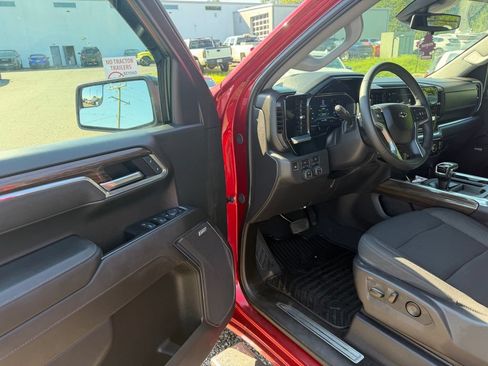 Used 2025 Chevrolet Silverado 1500 RST w/ All Star Edition Plus AWD/4WD image 17