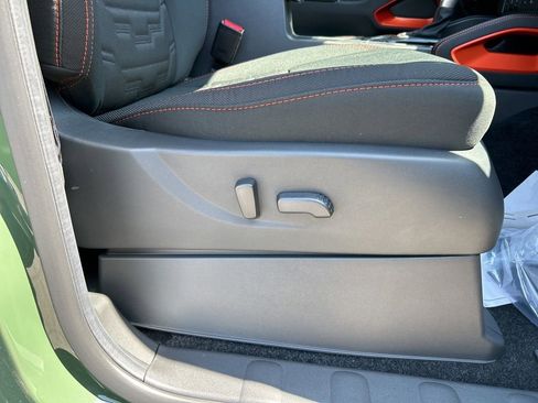 New 2025 Nissan Frontier PRO-4X w/ Pro Convenience Package image 36