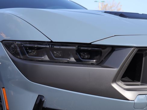 Used 2025 Ford Mustang Dark Horse RWD image 32