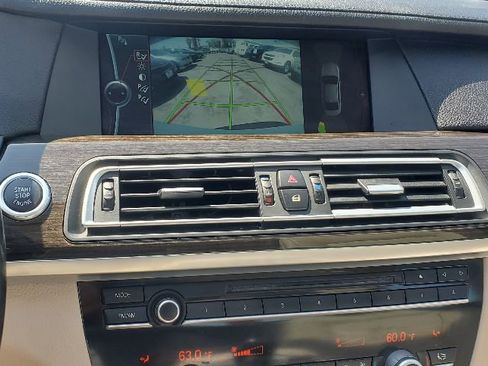 Used 2012 BMW 740Li image 16