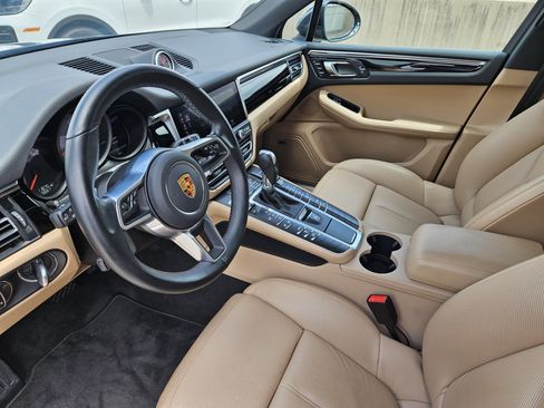 Used 2021 Porsche Macan S AWD/4WD image 4
