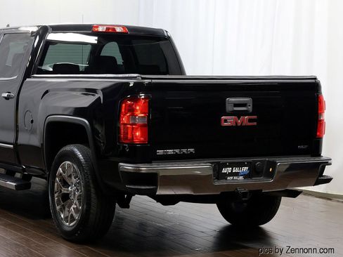 Used 2015 GMC Sierra 1500 SLT w/ SLT Crew Cab Value Package AWD/4WD image 8