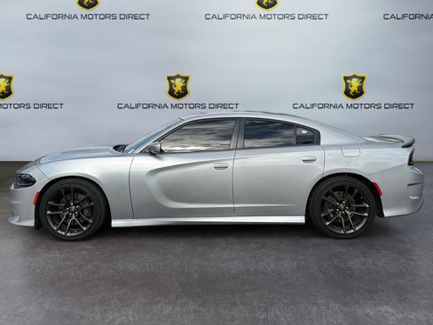 Used 2022 Dodge Charger Scat Pack w/ Driver Convenience Group image 2