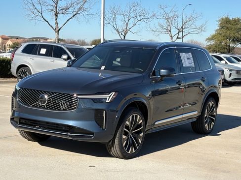 New 2026 Volvo XC90 B6 Plus image 3