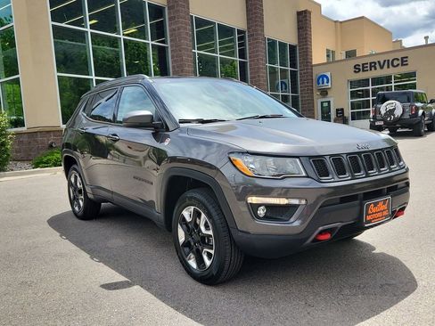 Used 2017 Jeep Compass Trailhawk w/ Cold Weather Group AWD/4WD image 1
