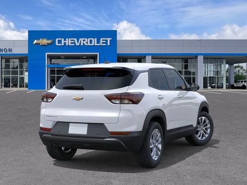New 2026 Chevrolet TrailBlazer LS w/ LS Convenience Package FWD image 4