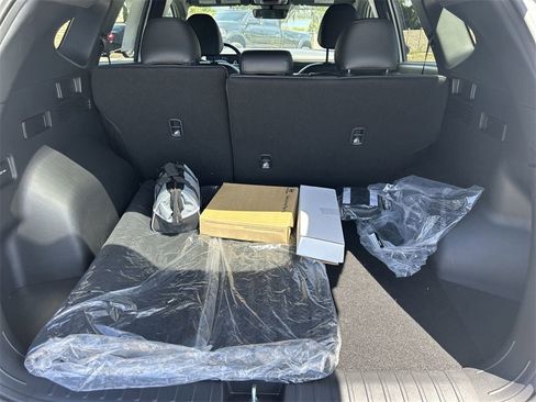 New 2025 Hyundai Tucson XRT image 17