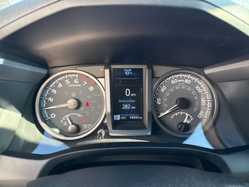 Used 2023 Toyota Tacoma TRD Off-Road image 14