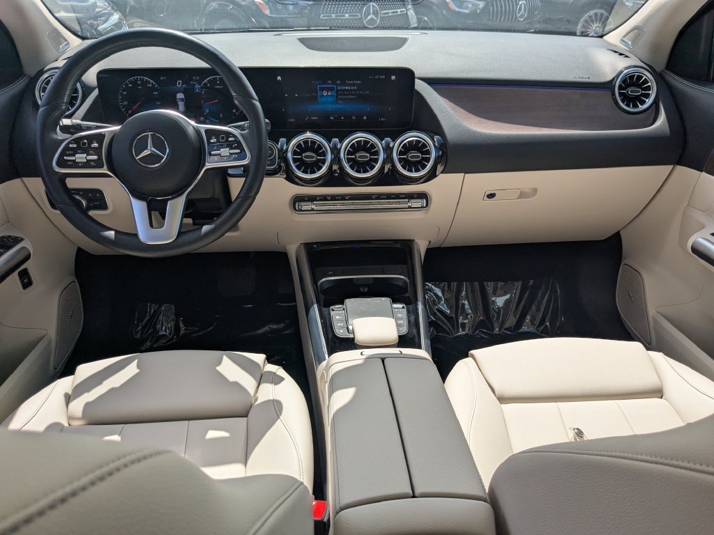Certified 2023 Mercedes-Benz GLA 250 w/ Premium Package image 2