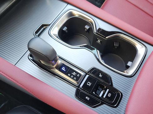 Used 2023 Lexus RX 500h F Sport w/ Accessory Package (2T) image 11