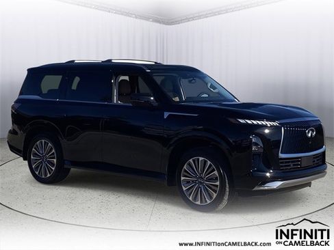 New 2026 INFINITI QX80 Luxe image 7
