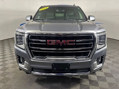 Used 2021 GMC Yukon XL SLT w/ SLT Premium Package AWD/4WD image 9