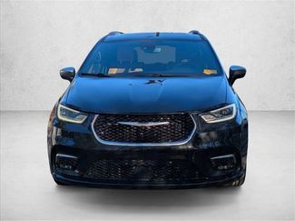 Used 2022 Chrysler Pacifica Pinnacle video 2