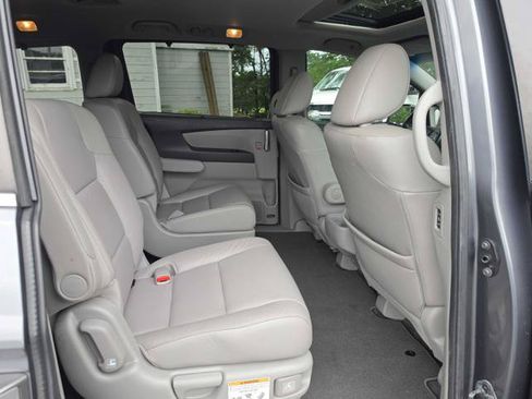 Used 2012 Honda Odyssey EX-L image 18