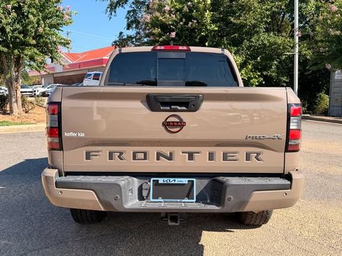 Used 2023 Nissan Frontier PRO-4X w/ Pro-4X Premium Package AWD/4WD image 7