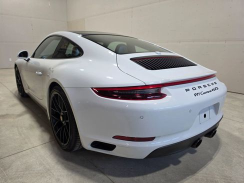 Used 2019 Porsche 911 Carrera 4 GTS image 41