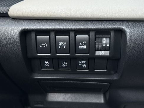 Used 2023 Subaru Forester Limited AWD/4WD image 25