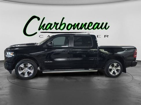 Used 2023 RAM 1500 Laramie AWD/4WD image 2