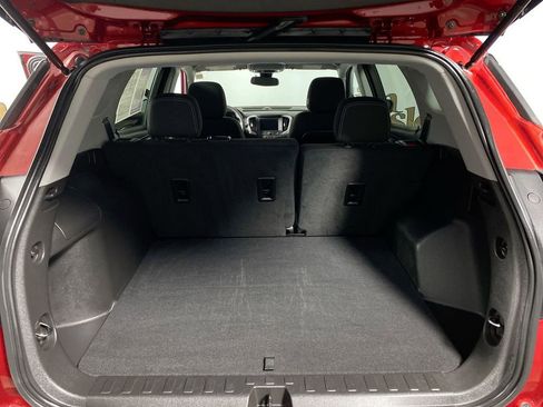 Certified 2023 GMC Terrain SLE image 22