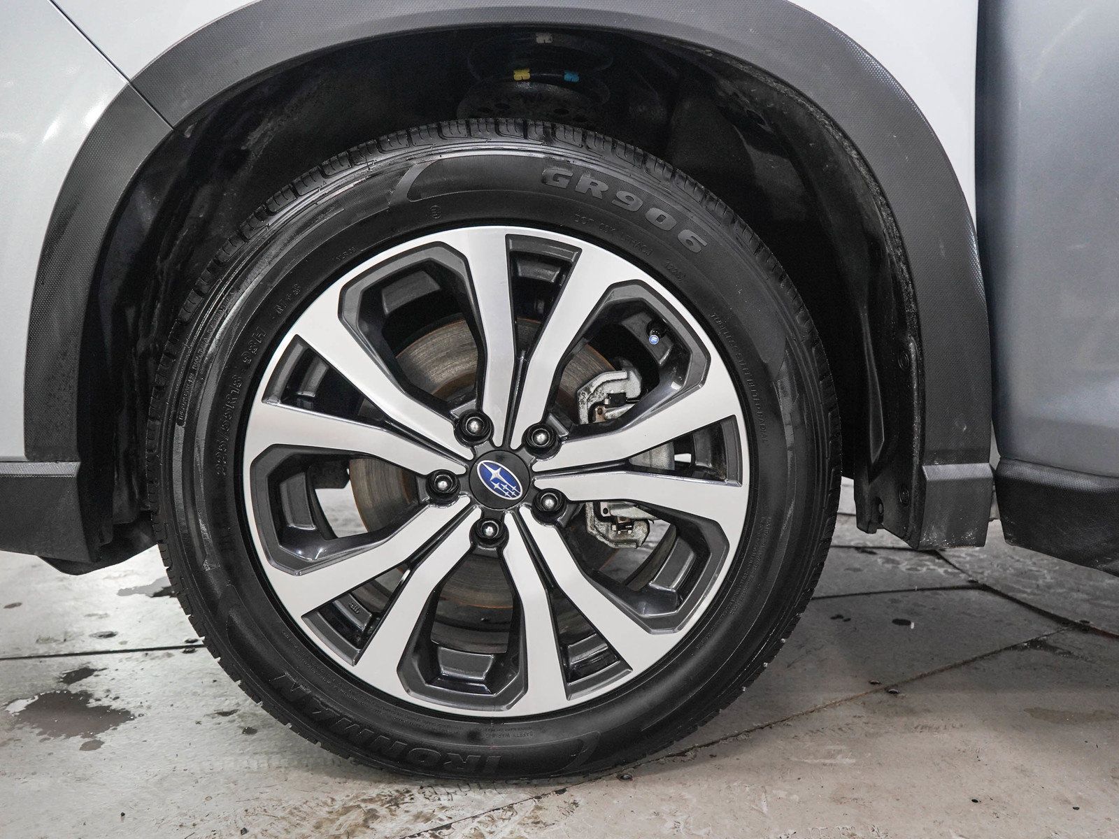 Used 2019 Subaru Forester Limited w/ Popular Package #3 AWD/4WD image 31