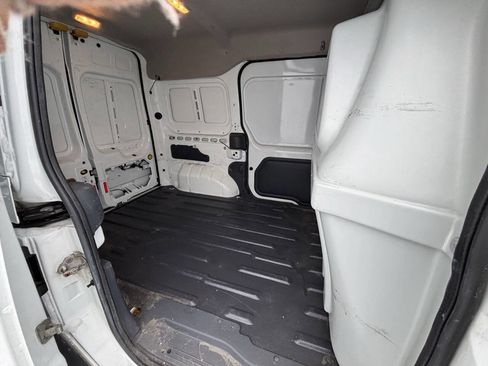 Used 2012 Ford Transit Connect XLT FWD image 9