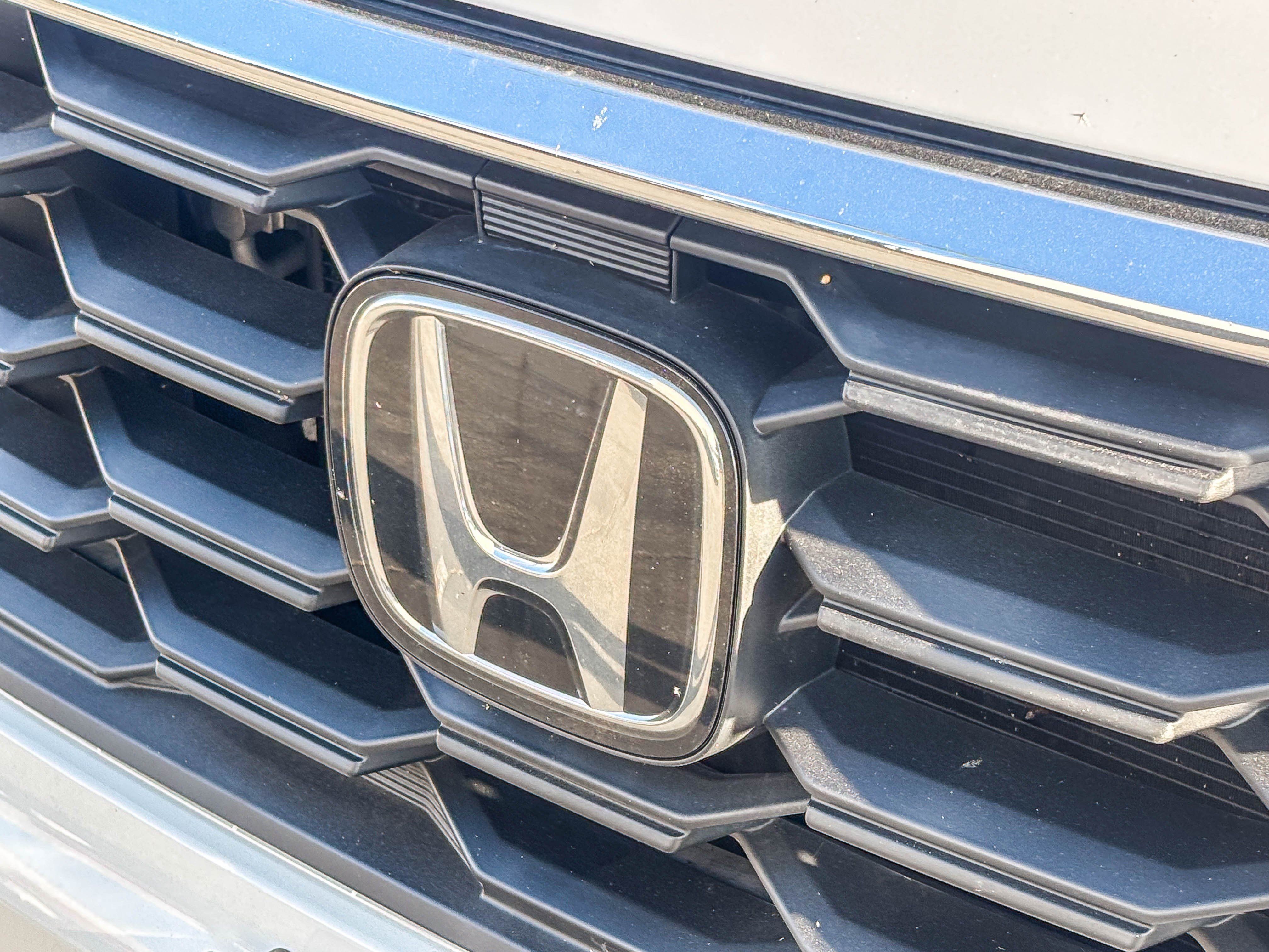 Certified 2024 Honda Pilot LX image 9