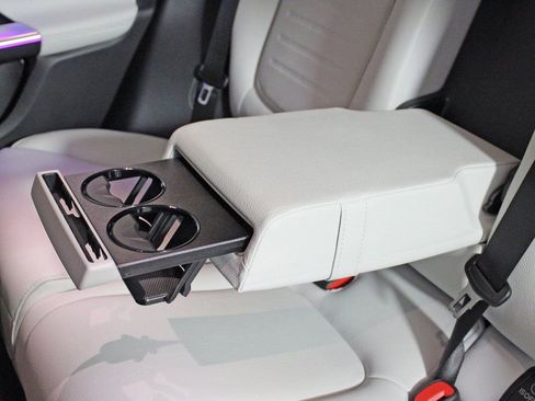 Certified 2026 Mercedes-Benz GLC 300 4MATIC image 29