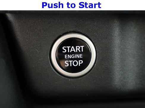 Used 2023 Nissan Rogue SV image 25