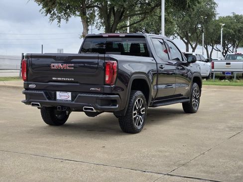 Used 2023 GMC Sierra 1500 AT4 w/ AT4 Premium Package AWD/4WD image 5