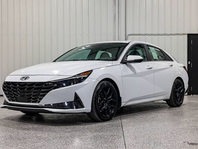Used 2023 Hyundai Elantra Limited