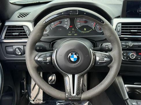 Used 2015 BMW M4 Coupe RWD image 17
