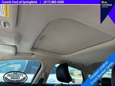Used 2017 Ford Fusion SE w/ Fusion SE Technology Package FWD image 19