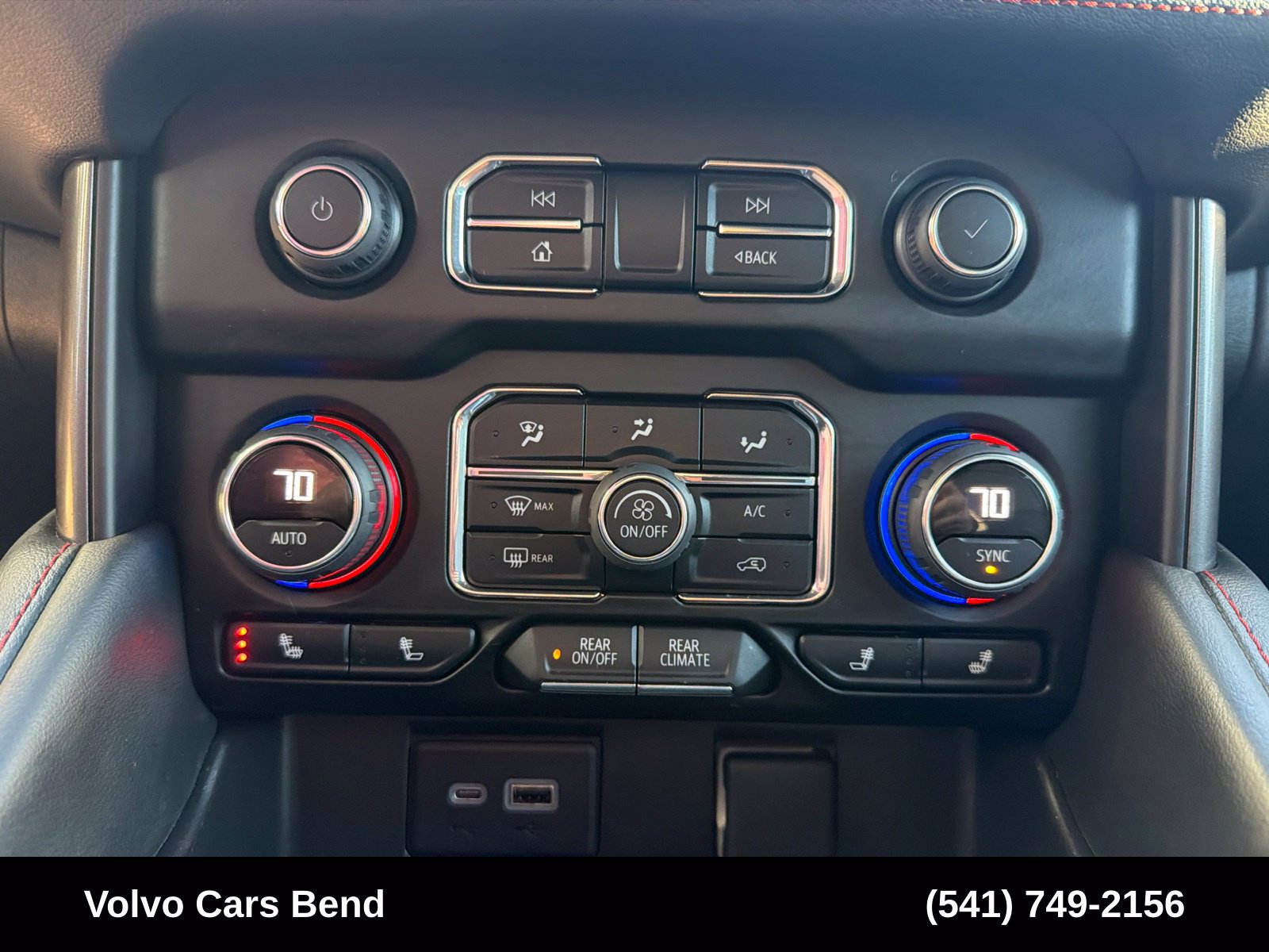 Used 2022 Chevrolet Tahoe RST w/ Luxury Package AWD/4WD image 15