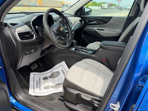 Used 2019 Chevrolet Equinox LS FWD image 25
