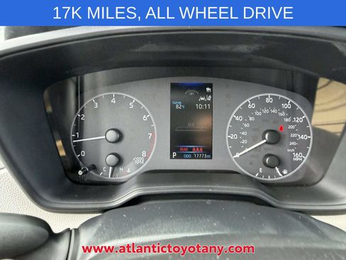 Used 2023 Toyota Corolla Cross L AWD/4WD image 7