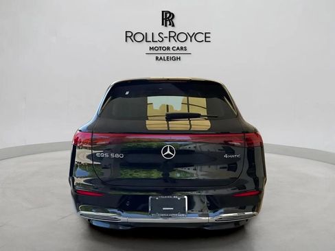 Used 2023 Mercedes-Benz EQS 580 4MATIC SUV w/ Exclusive Trim Package image 5