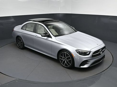 Used 2023 Mercedes-Benz E 350 Sedan image 35