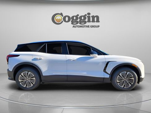 New 2026 Chevrolet Blazer EV LT image 6