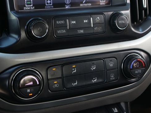 Used 2017 Chevrolet Colorado LT w/ Luxury Package, Chrome RWD image 33