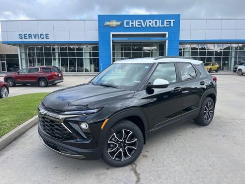 New 2026 Chevrolet TrailBlazer ACTIV image 2