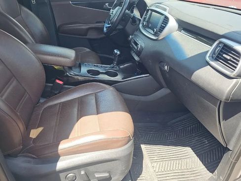 Used 2019 Kia Sorento SX AWD/4WD image 6